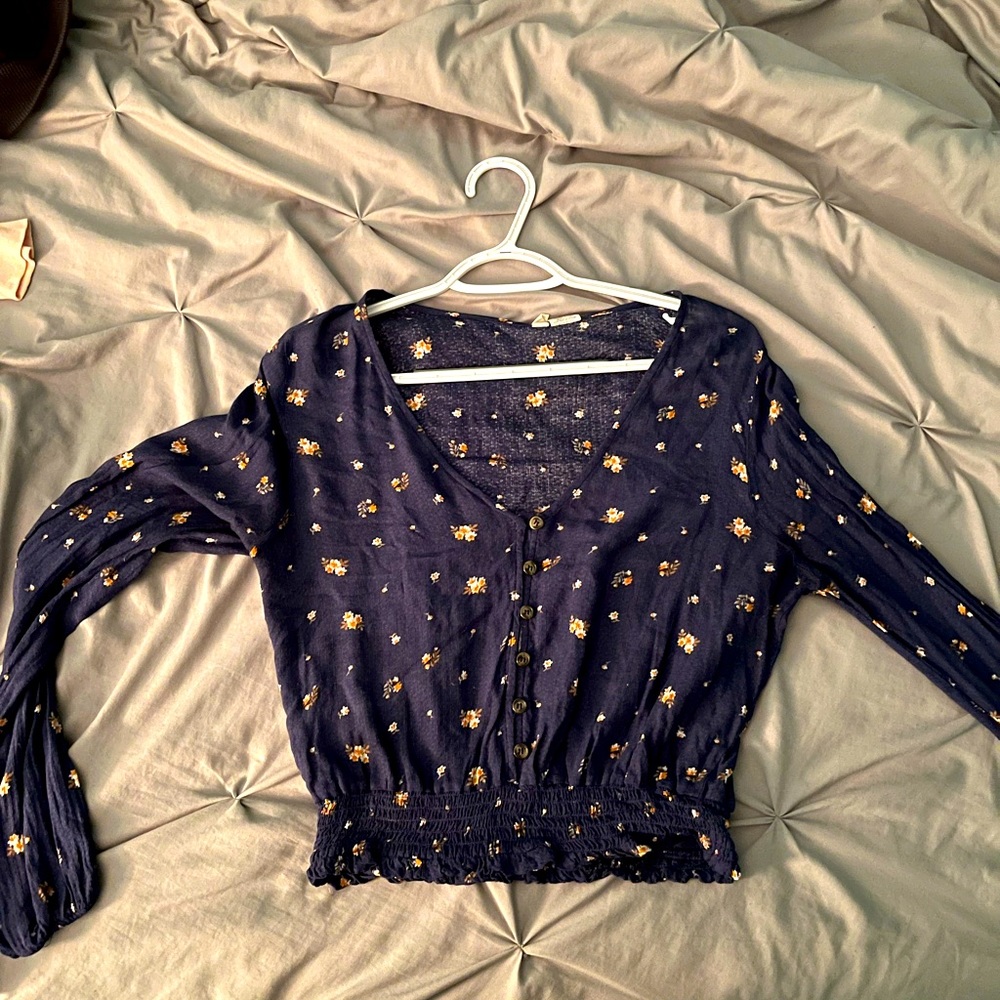 Navy floral dress top. Size small from Tillys.